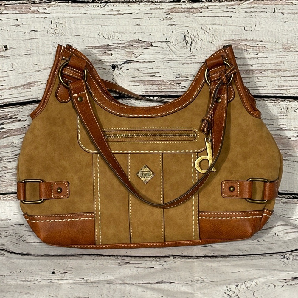 BOC Born Braefield 4 Poster Leather Shoulder Bag Tan w/Brown Trim Gold Hardware